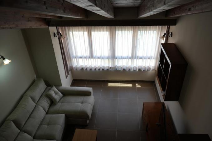 Apartamentos Turisticos Empecinado Roa Ngoại thất bức ảnh